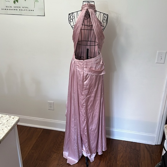 NWT Ieena for Mac Duggal Pink Open Back High Neck Side Ruched Gown Size 8 - Picture 8 of 15